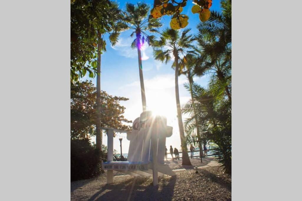 רסקין Sea Breeze, Studio 510, Beach Steps Away!+Pool+Wifi מראה חיצוני תמונה